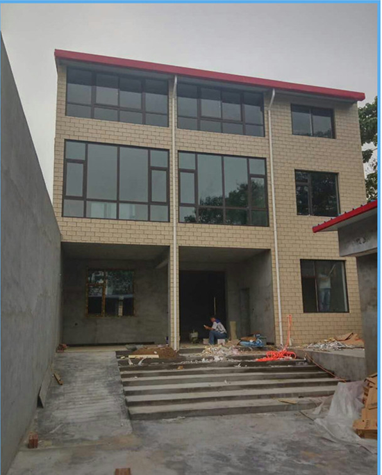 農村自建房封窗戶安裝斷橋鋁門窗,便宜又安全 農村自建房封窗戶安裝斷橋鋁門窗,便宜又安全