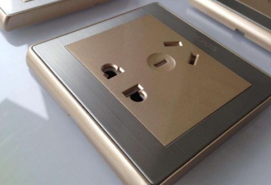 關(guān)于開關(guān)插座的合資品牌和國內(nèi)品牌，選哪一個(gè)？