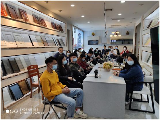 相互交流 形成合力 品愛全屋定制經銷商交流會賦能終端 相互交流 形成合力 品愛全屋定制經銷商交流會賦能終端