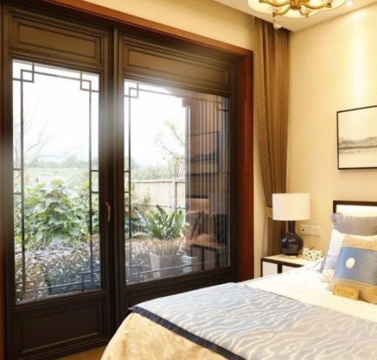 慢慢的大家會選擇中式復古門窗,因為它正好彰顯出個人氣質 慢慢的大家會選擇中式復古門窗,因為它正好彰顯出個人氣質