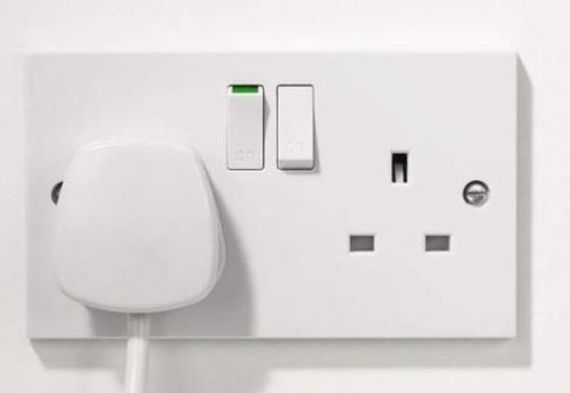 導(dǎo)購(gòu)知識(shí)|用電安全大學(xué)問(wèn)，開(kāi)關(guān)插座保養(yǎng)的4大秘訣