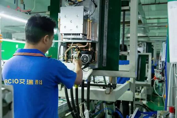 品牌人物|壁掛爐業內這匹80后“黑馬”，從中原而來 