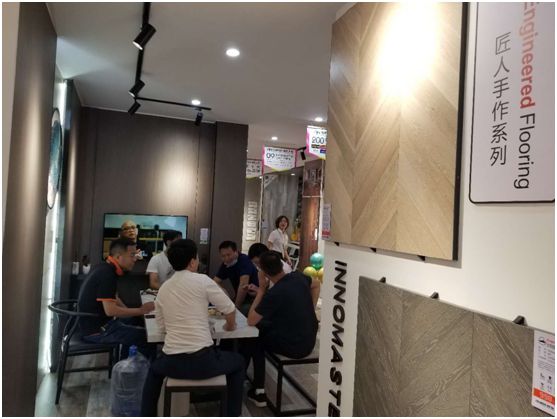 創(chuàng)意玩家克拉瑪依旗艦店精彩綻放! 創(chuàng)意玩家克拉瑪依旗艦店精彩綻放!