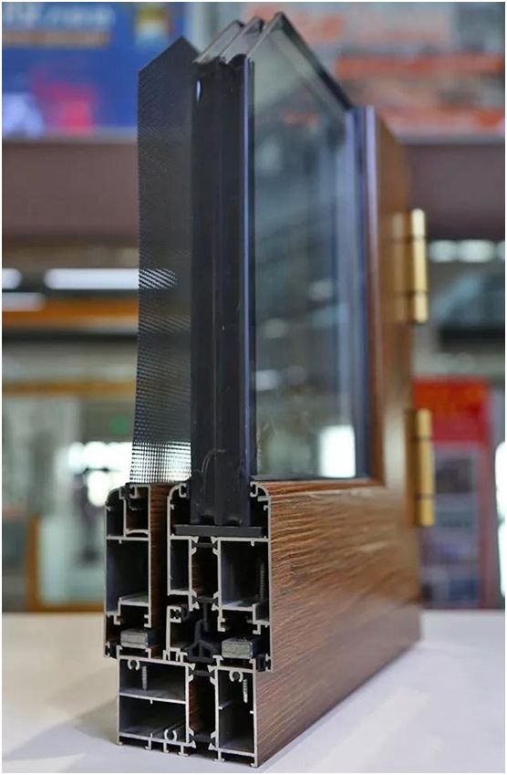 柯萊德門窗：窗紗一體，強強互聯，品質更佳