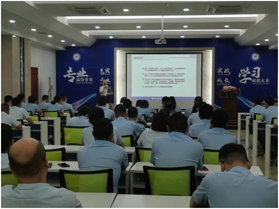 億固瓷磚膠 攜手眾成名品陶瓷集團(tuán)舉行應(yīng)用技術(shù)研討會(huì)