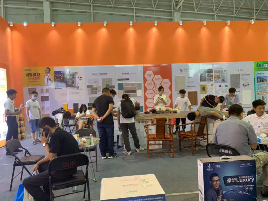 百強家具板系列| 每一面 不止有面 百強家具板系列| 每一面 不止有面