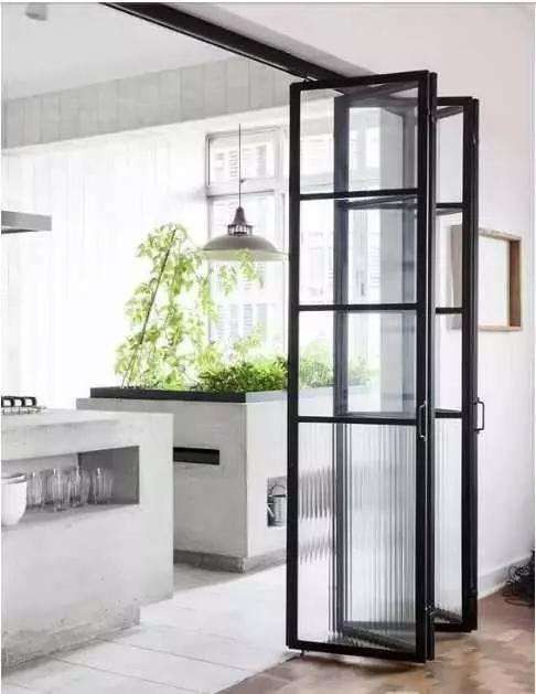 頭次見廚房不裝推拉門裝這種,實用又漂亮 頭次見廚房不裝推拉門裝這種,實用又漂亮