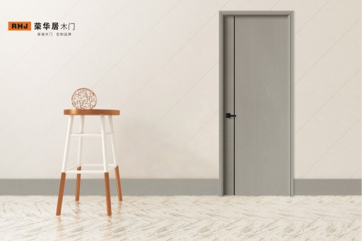 木門油漆涂裝工藝技術含量最高,也是制造過程中最重要的工序 木門油漆涂裝工藝技術含量最高,也是制造過程中最重要的工序