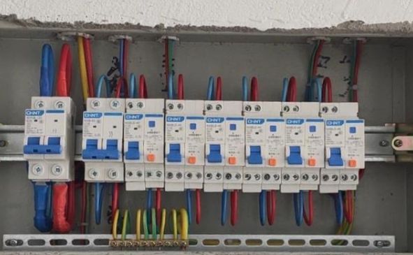 給大家分析電熱水器電線選擇的一些問(wèn)題 給大家分析電熱水器電線選擇的一些問(wèn)題