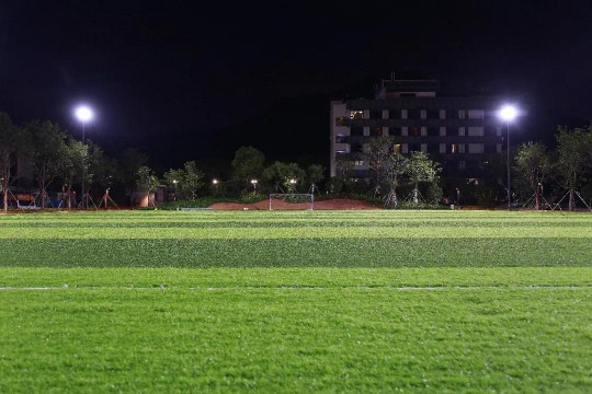 淺談為什么LED體育照明系統(tǒng)用在足球場(chǎng)的優(yōu)勢(shì) 淺談為什么LED體育照明系統(tǒng)用在足球場(chǎng)的優(yōu)勢(shì)