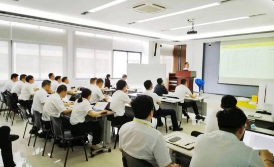 有沒有人知道，TCL照明、龍勝、嘉美等年中忙什么？