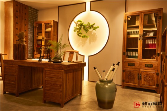 一般老榆木家具比新榆木家具值錢，究竟是為什么呢?