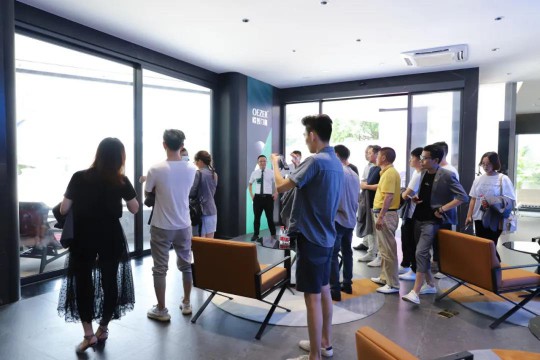 歐哲門窗總部迎來江門湛江設計力量協會設計師朋友到訪 歐哲門窗總部迎來江門湛江設計力量協會設計師朋友到訪