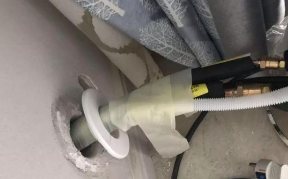 空調掛機排水管與空調眼一樣高，可以嗎？