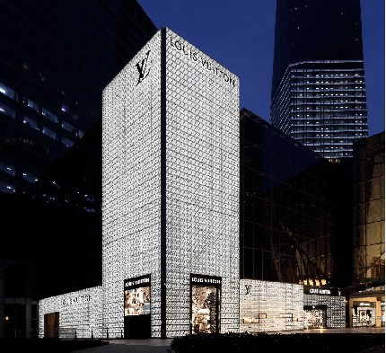 做頭部品牌選國際興輝|興輝瓷磚，現(xiàn)代輕奢頭號玩家