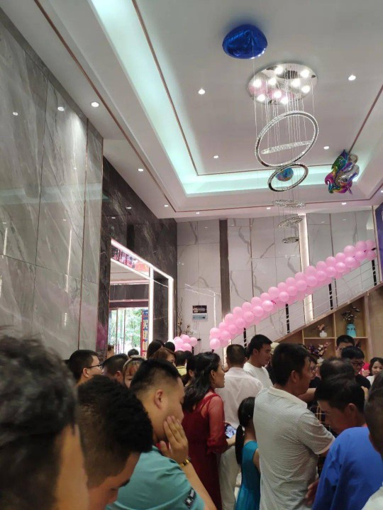 威爾斯陶瓷云南瀘西和彌勒兩大旗艦店盛大開業！