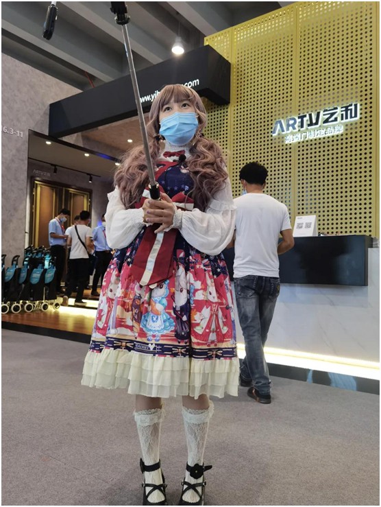 藝和集團 展會快訊第1天:未來已來 “智”能有你 藝和集團 展會快訊第1天:未來已來 “智”能有你