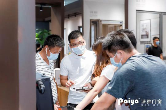 人氣爆棚超震撼!!派雅門窗攜“至臻新品”驚艷建博會! 人氣爆棚超震撼!!派雅門窗攜“至臻新品”驚艷建博會!