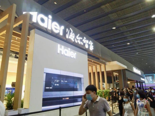 建博會上各大智能家居品牌產品奪目，經銷商打開下半年市場可參考