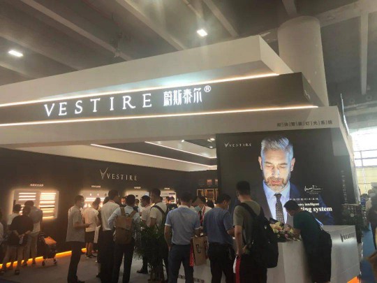 建博會上各大智能家居品牌產品奪目，經銷商打開下半年市場可參考