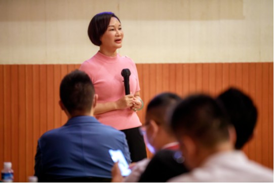 致尚門(mén)窗榮膺“影響力門(mén)窗十大品牌”殊榮 致尚門(mén)窗榮膺“影響力門(mén)窗十大品牌”殊榮