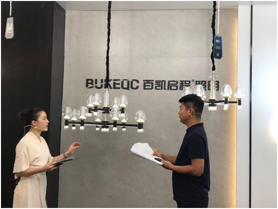 唱響勝利的凱歌 記百凱啟程照明新品云直播陜西專場 唱響勝利的凱歌 記百凱啟程照明新品云直播陜西專場