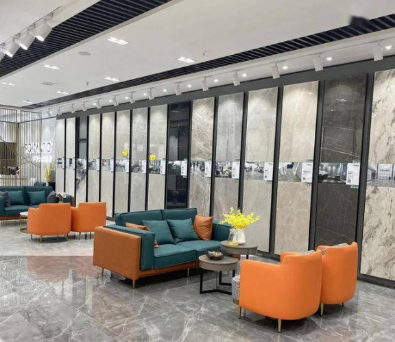 就在名都洛陽，名優店羅曼締克瓷磚旗艦店開業了