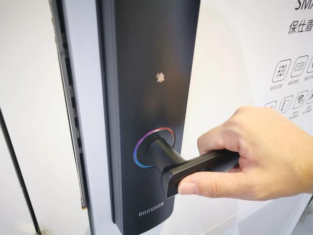 分析:2020建博會給智能鎖行業(yè)留下了哪些新亮點和新思考? 分析:2020建博會給智能鎖行業(yè)留下了哪些新亮點和新思考?