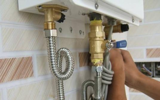 奧特朗：熱水器這么保養和維護，既安全又好用