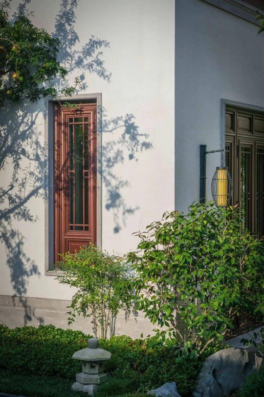 方寸之間,盡顯風華!三宅門窗自成詩畫意境 方寸之間,盡顯風華!三宅門窗自成詩畫意境