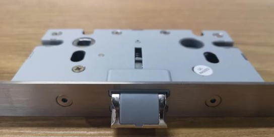 安全便捷與品質并存，頂固安全門鎖室內門鎖ND100測評