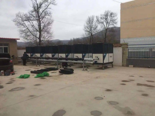 利普曼空氣能安全易操作，學校采暖省心又省錢 