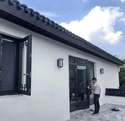 保證生活品質(zhì)，如何選擇自己滿意的復古鋁合金門窗