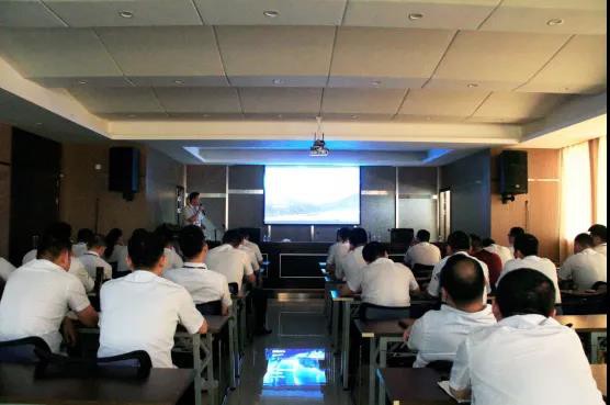 九品陶瓷榮耀原石大板培訓會圓滿舉行