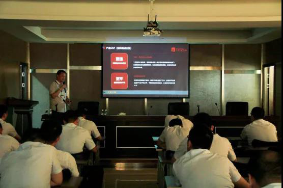 九品陶瓷榮耀原石大板培訓會圓滿舉行