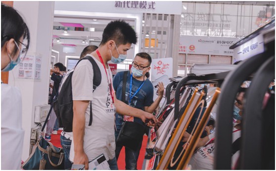 碩果累累,大紅鷹電器驚艷亮相中國小家電交易會