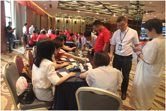 熱烈祝賀澳克士照明2020核心客戶秋冬新品品鑒會(huì)圓滿落幕