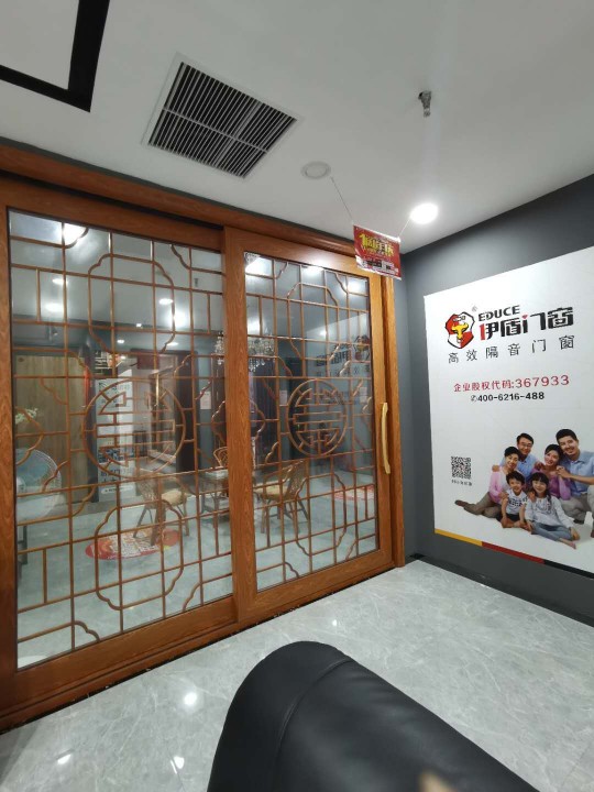 《聚焦伊盾榜樣》第八期:浙湖北鐘祥店鄭總年入500萬的創(chuàng)業(yè)路!