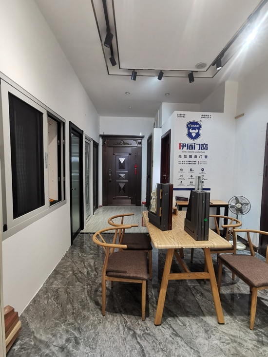 《聚焦伊盾榜樣》第五期:伊盾南雄店陳總的創(chuàng)業(yè)致富之路