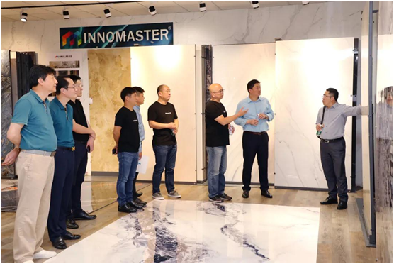 圣象集團董事長率高管蒞臨創(chuàng)意玩家 參觀交流共促發(fā)展!