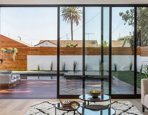 歐士門窗丨讓簡約的設計帶來溫馨的環境