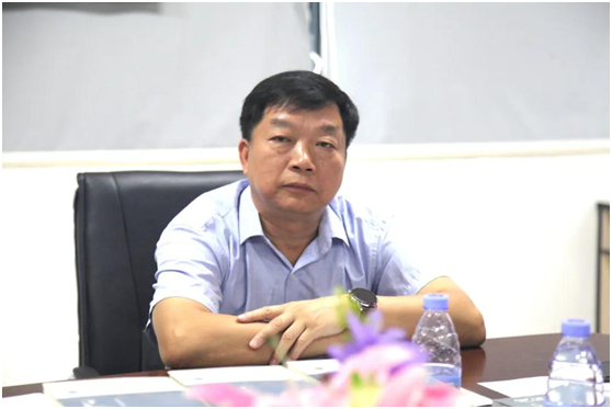 著名作家蒙土金新書“兩廣發布會”在超人廚衛電器舉行